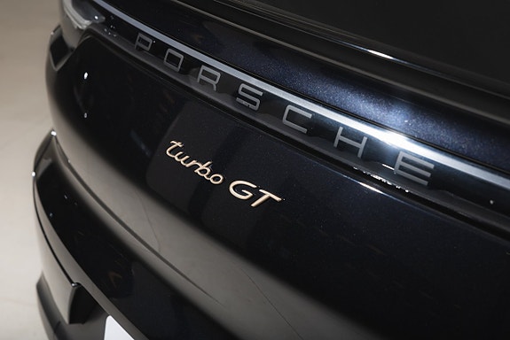 Porsche Cayenne Turbo GT 19 of 20