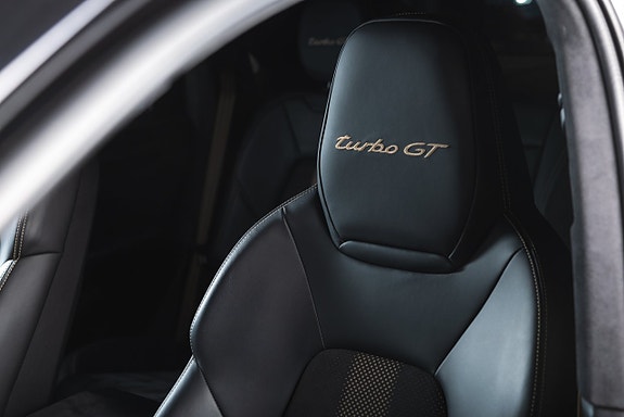 Porsche Cayenne Turbo GT 15 of 20