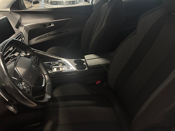 Peugeot 3008 8 of 20