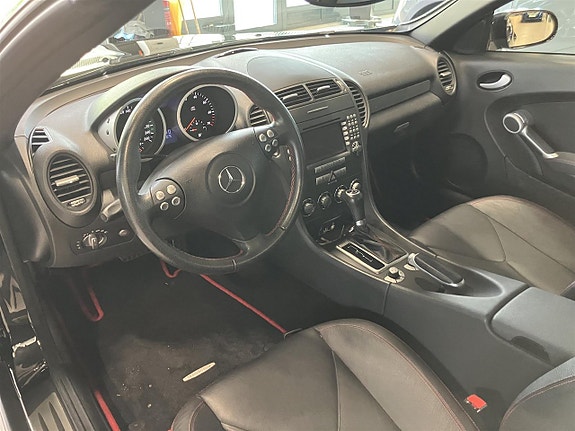Mercedes-Benz SLK200 6 of 10