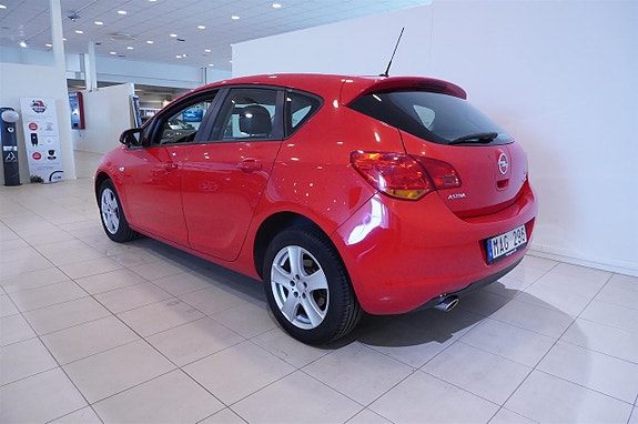 Opel Astra 5 of 19