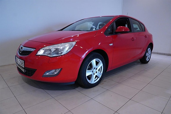 Opel Astra 2 of 19