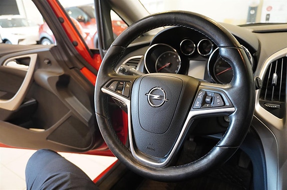 Opel Astra 13 of 19
