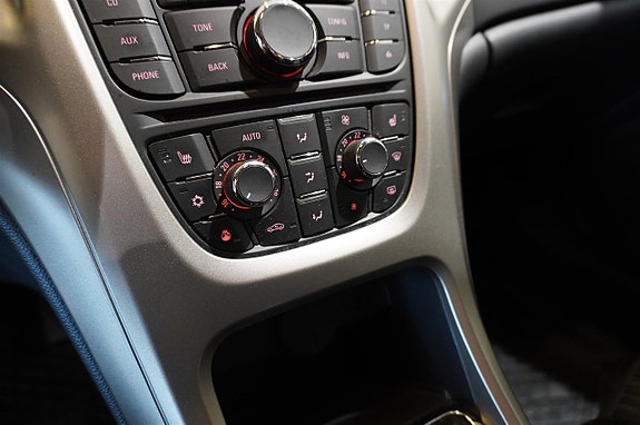 Opel Astra 17 of 19