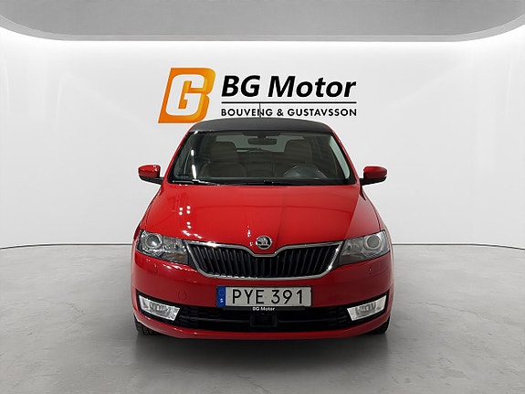 Skoda Rapid Spaceback 2 of 5