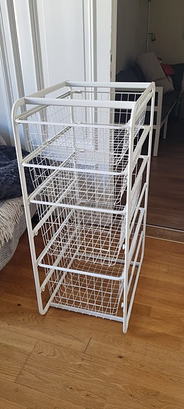 Trådbackar/Förvaringssystem – 8 st (40×60 cm), två höjder – Fint skick