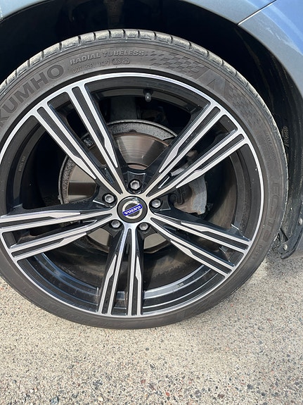 Volvo V90 4 of 5