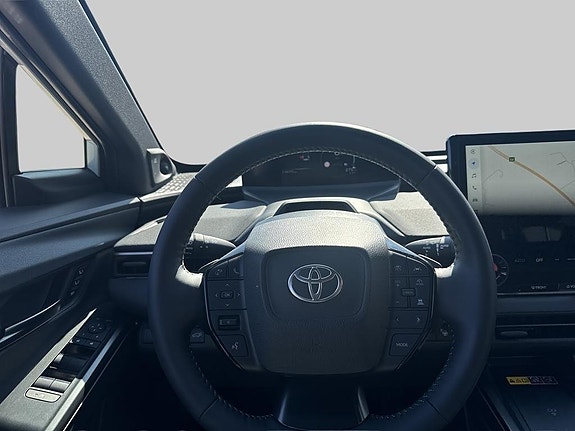 Toyota bZ4X 9 of 13