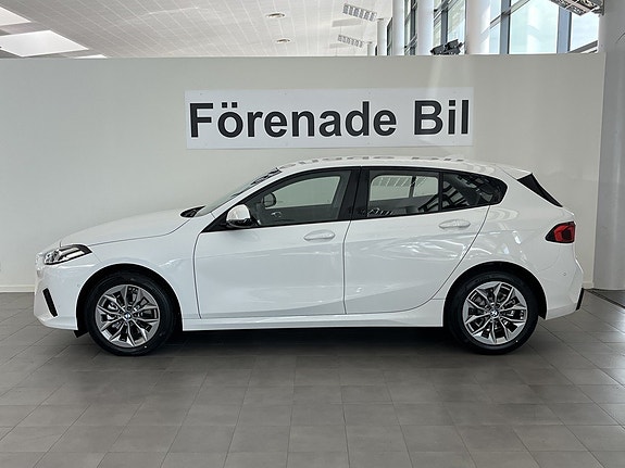 BMW 120 3 of 14