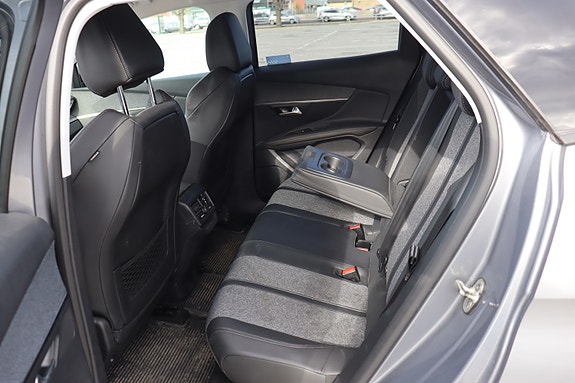 Peugeot 3008 11 of 18