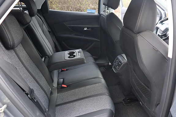 Peugeot 3008 13 of 18