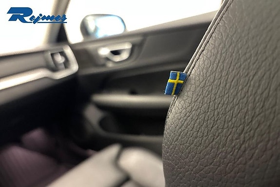 Volvo V60 25 of 25