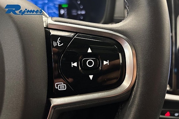 Volvo V60 17 of 25