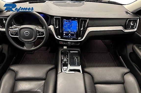 Volvo V60 8 of 25