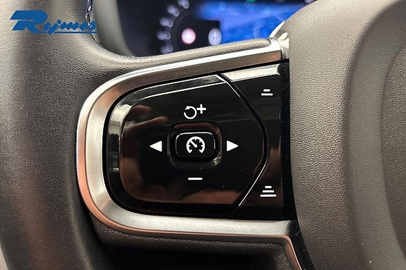 Volvo V60 16 of 25