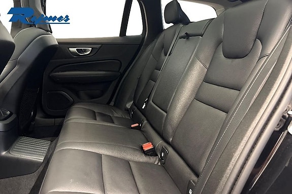 Volvo V60 7 of 25