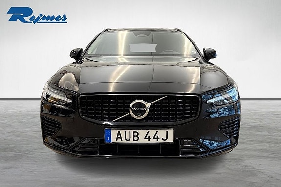 Volvo V60 4 of 25
