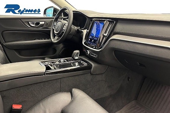 Volvo V60 6 of 25