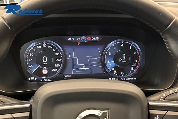 Volvo XC40 10 of 19
