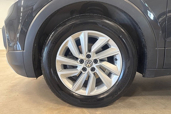 Volkswagen T-Cross 23 of 24