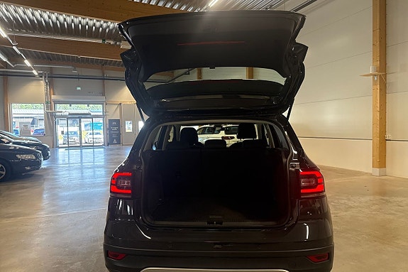 Volkswagen T-Cross 13 of 24