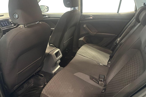 Volkswagen T-Cross 14 of 24