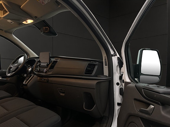 Ford Transit Custom 26 of 30