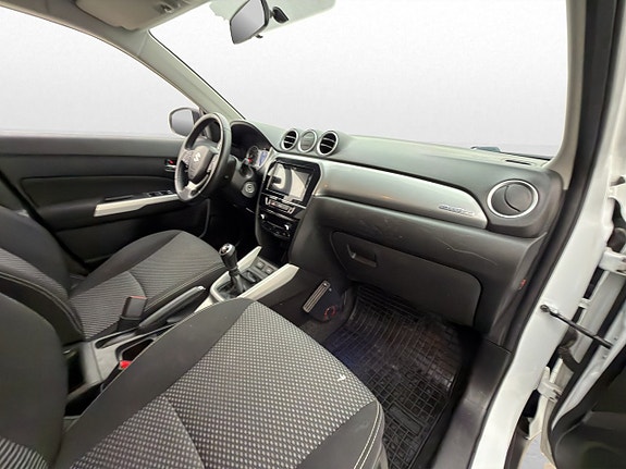 Suzuki Vitara 25 of 30