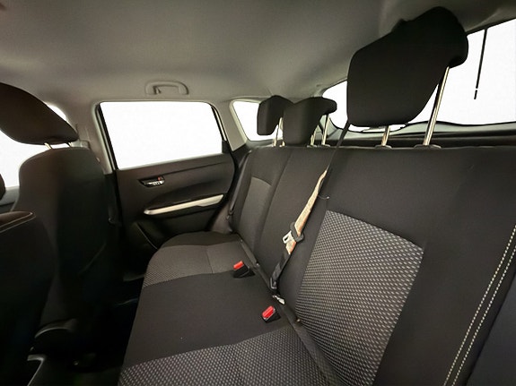 Suzuki Vitara 26 of 30