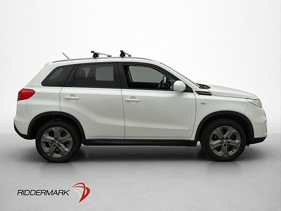 Suzuki Vitara 9 of 30