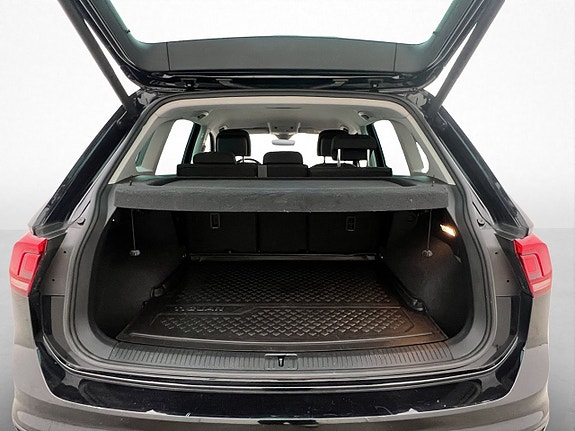 Volkswagen Tiguan 29 of 30
