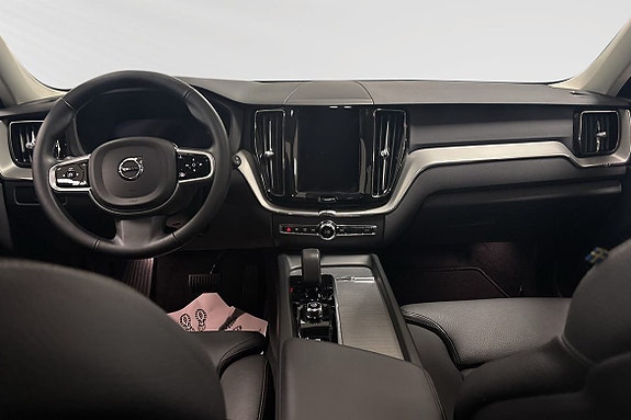 Volvo XC60 5 of 14