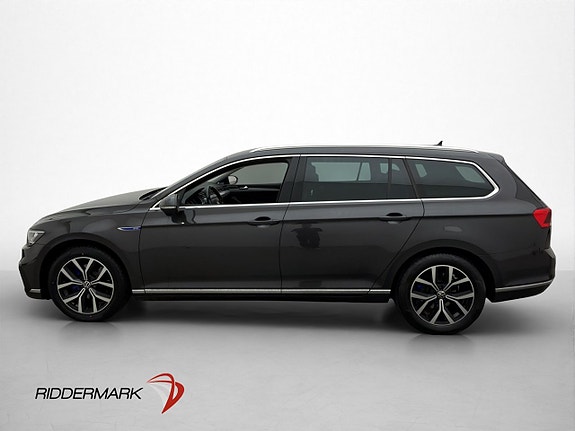 Volkswagen Passat 5 of 30