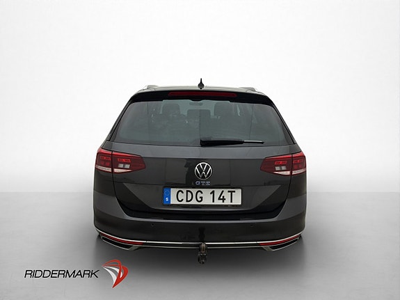 Volkswagen Passat 7 of 30