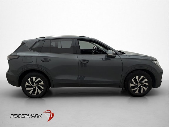 Volkswagen Tiguan 9 of 30