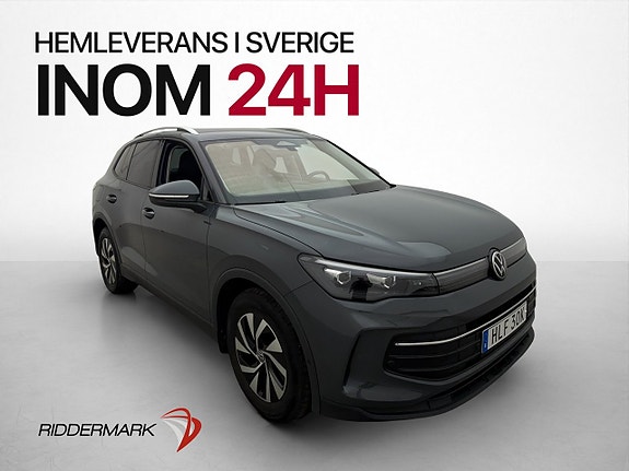Volkswagen Tiguan 3 of 30
