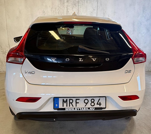 Volvo V40 7 of 12