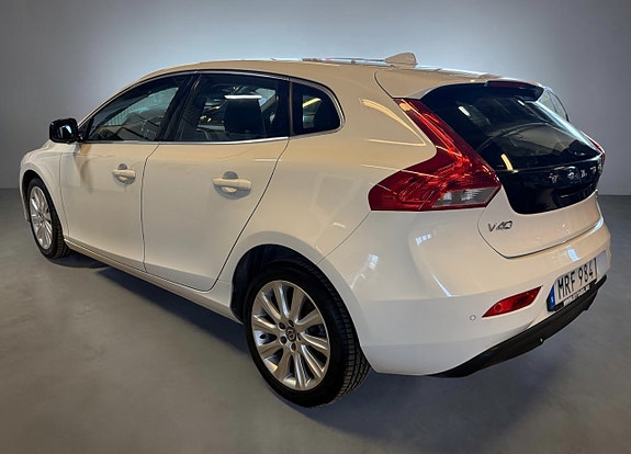 Volvo V40 5 of 12