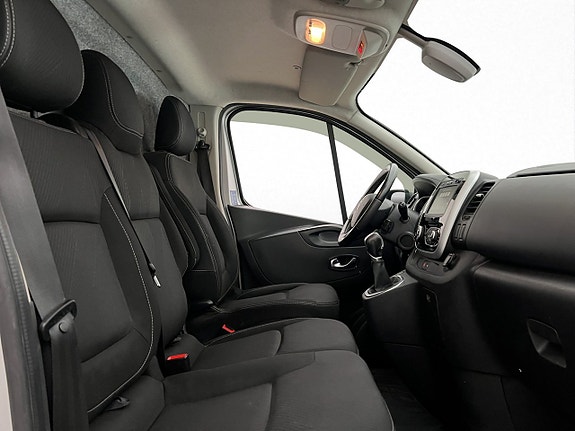 Renault Trafic 28 of 30