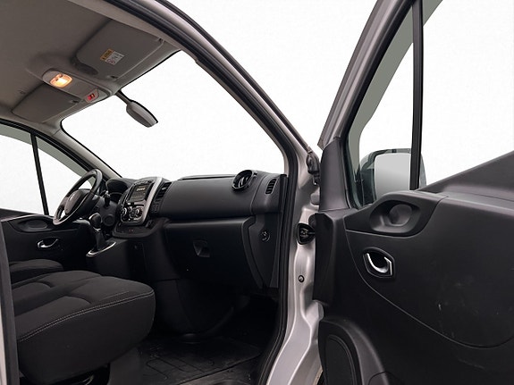 Renault Trafic 29 of 30