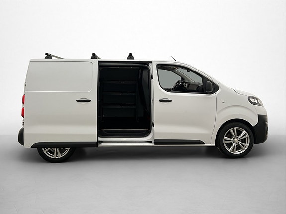 Opel Vivaro 13 of 29