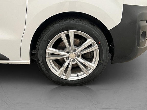 Opel Vivaro 29 of 29