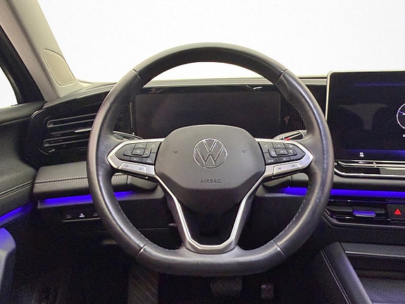 Volkswagen Tiguan 14 of 30