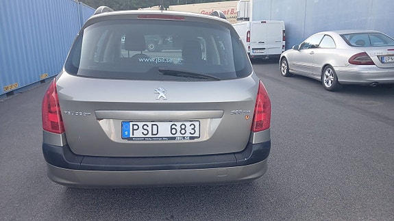Peugeot 308 SW 5 of 5