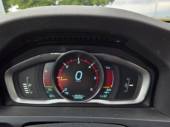Volvo V60 4 of 4