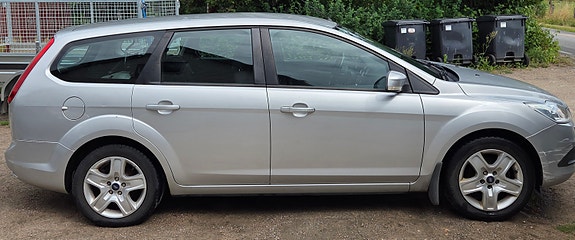 Ford Focus 4 of 5