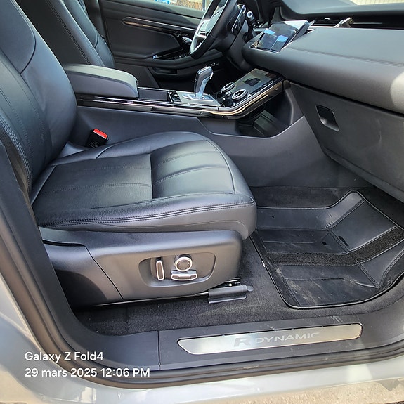 Land Rover Range Rover Evoque 6 of 13