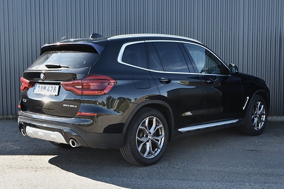 BMW X3 2 of 5