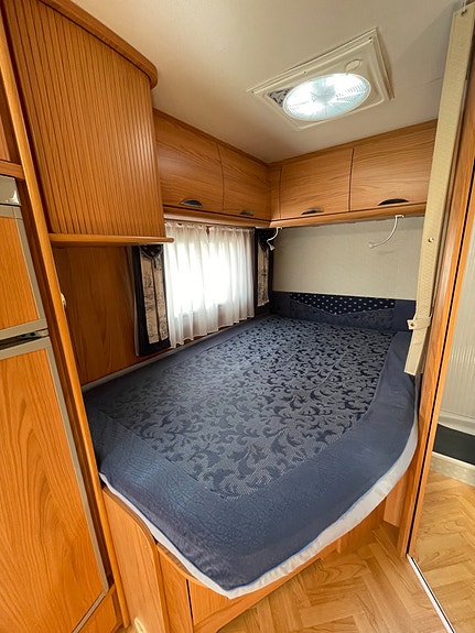 Bürstner I 685 Elegance -välvårdad-Vinter Paket -Lågmilare #SÅLD 15 of 18