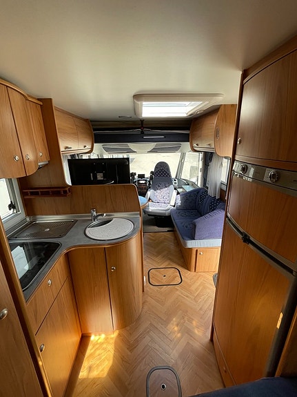 Bürstner I 685 Elegance -välvårdad-Vinter Paket -Lågmilare #SÅLD 17 of 18